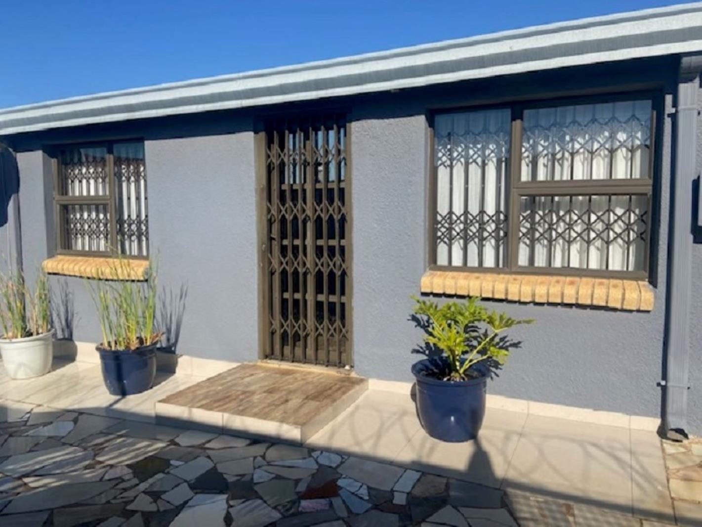 1 Bedroom House in Zondi