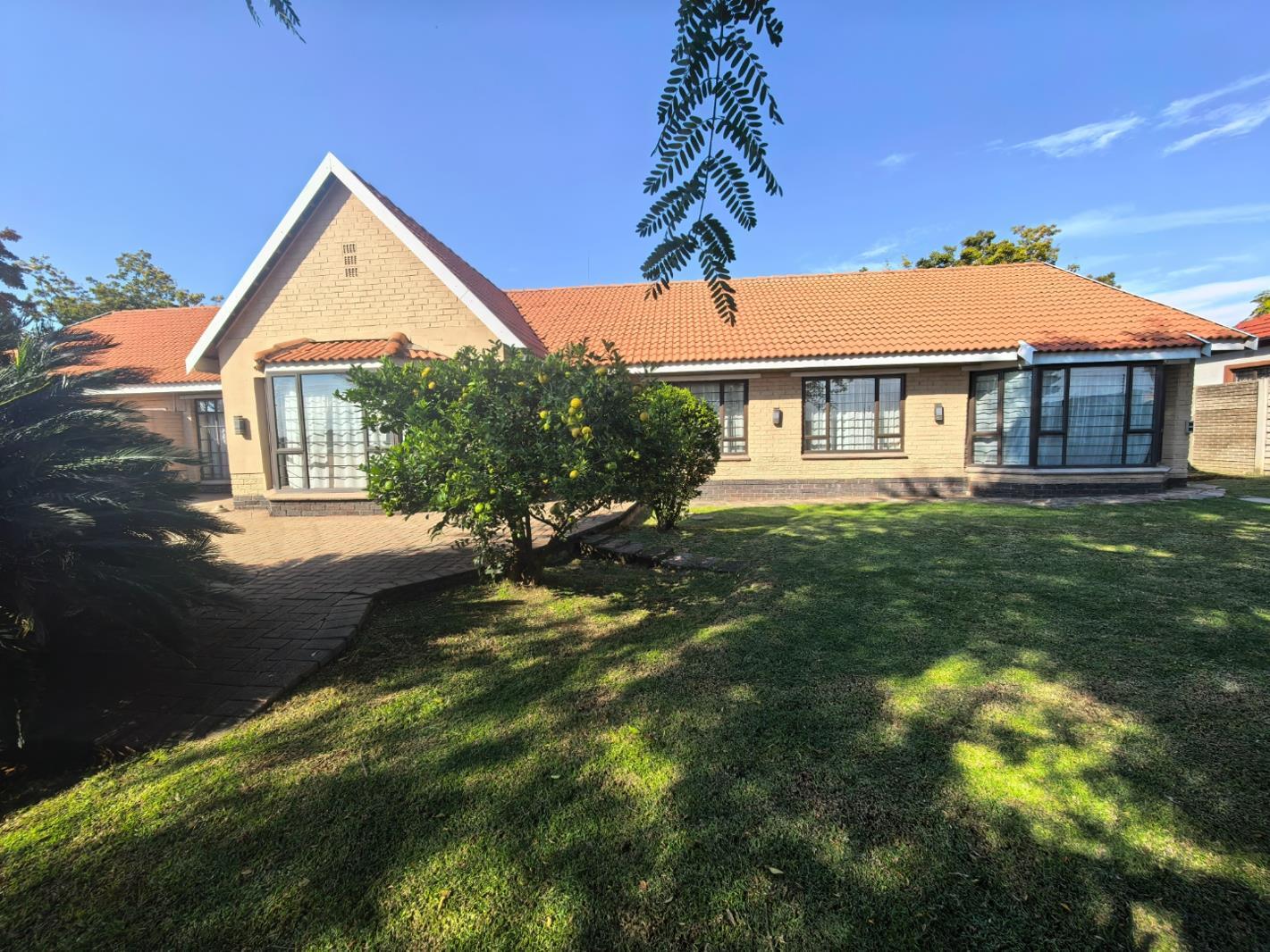 4 Bedroom House in Brackenhurst