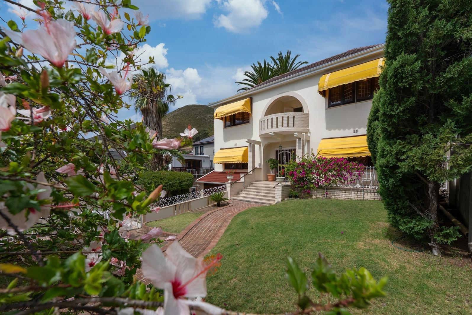 3 Bedroom House in Fresnaye