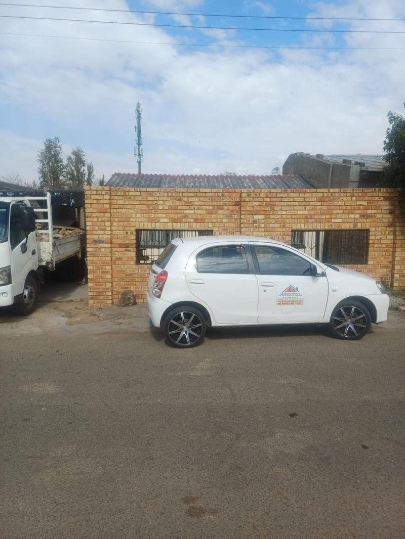 2 Bedroom House in Naledi