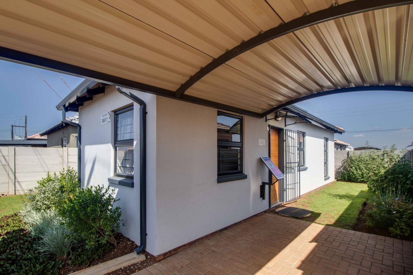 3 Bedroom House in Protea Glen
