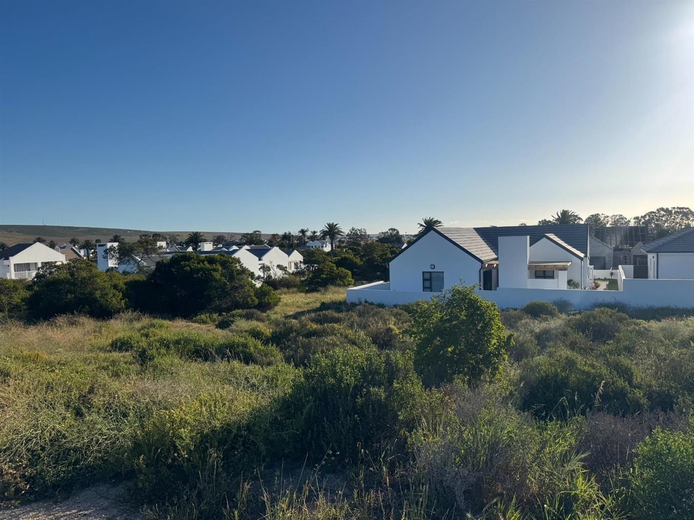 450 m² Land available in Shelley Point