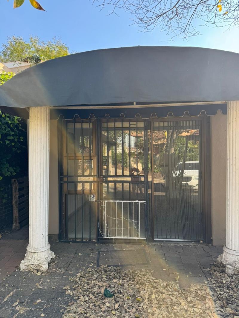 1 Bedroom Garden Cottage in Bromhof