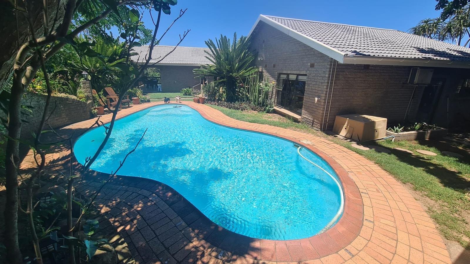 6 Bedroom House in Zinkwazi Beach