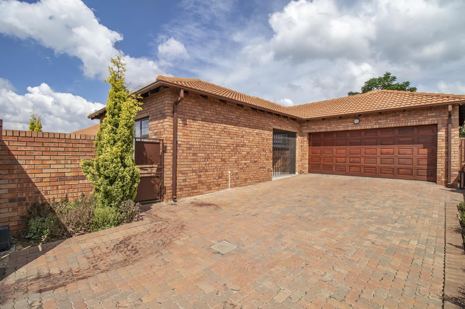 3 Bedroom Cluster in North Riding