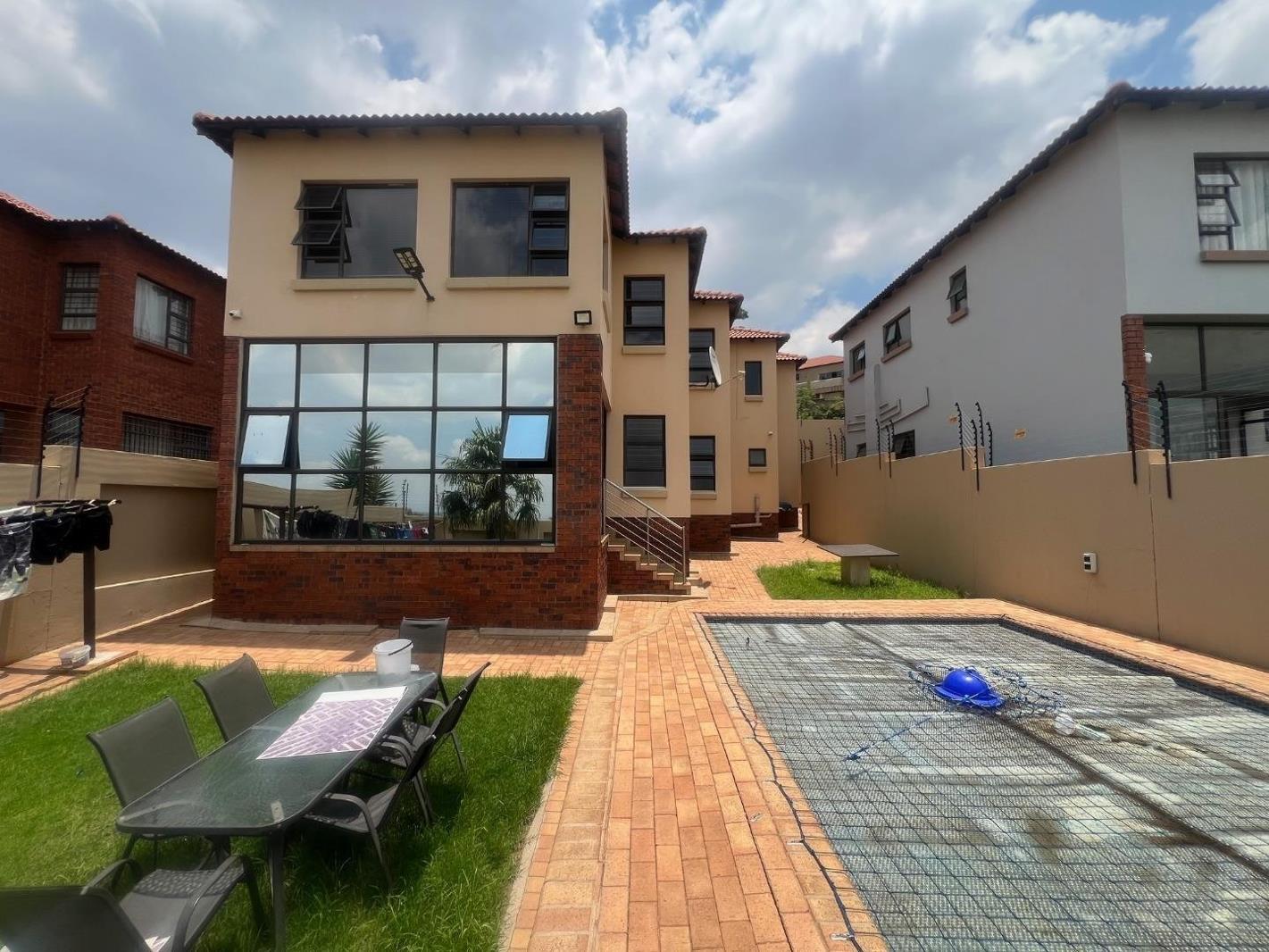 3 Bedroom House in South Crest