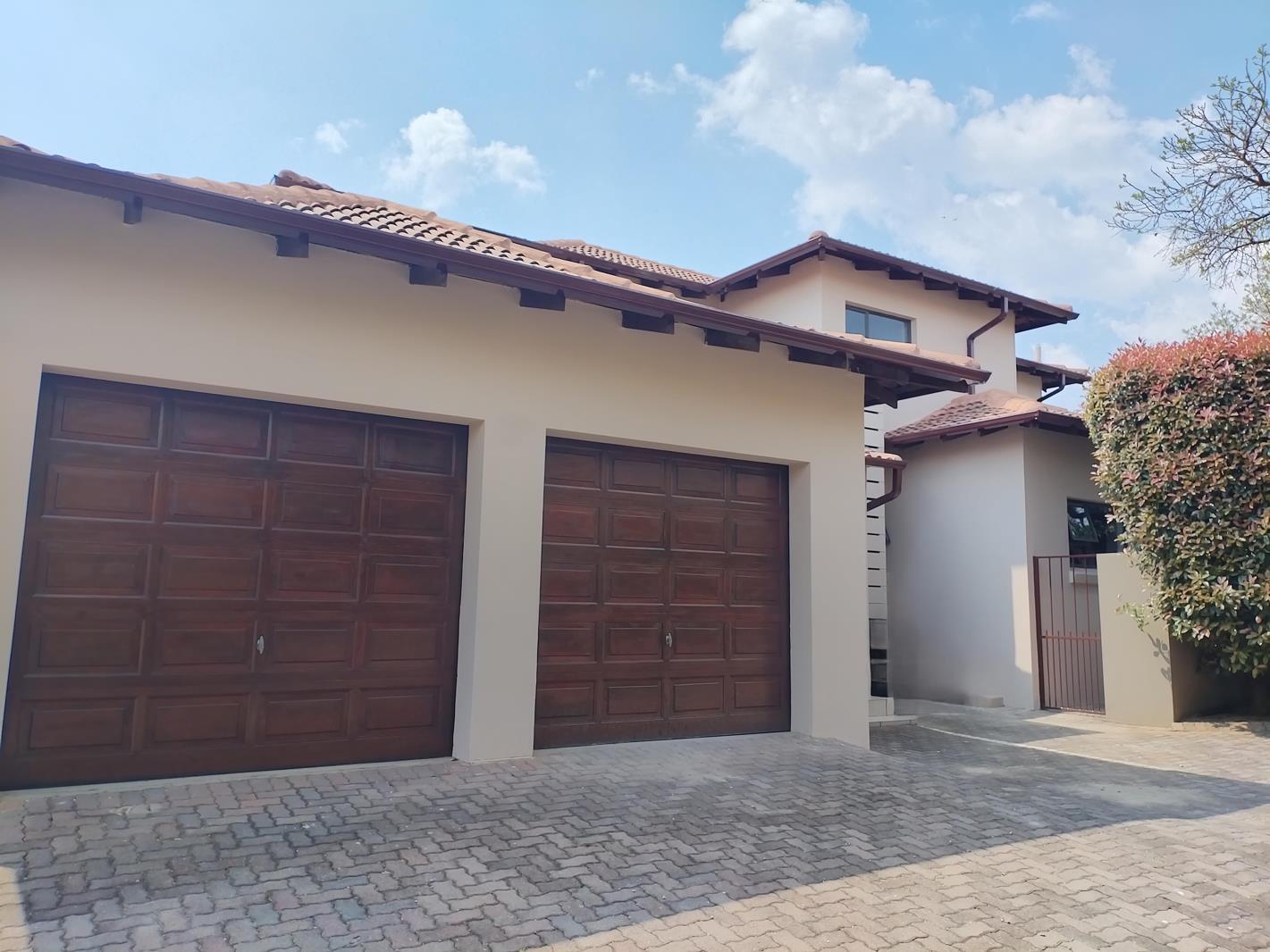 4 Bedroom Duplex in Honeydew Manor