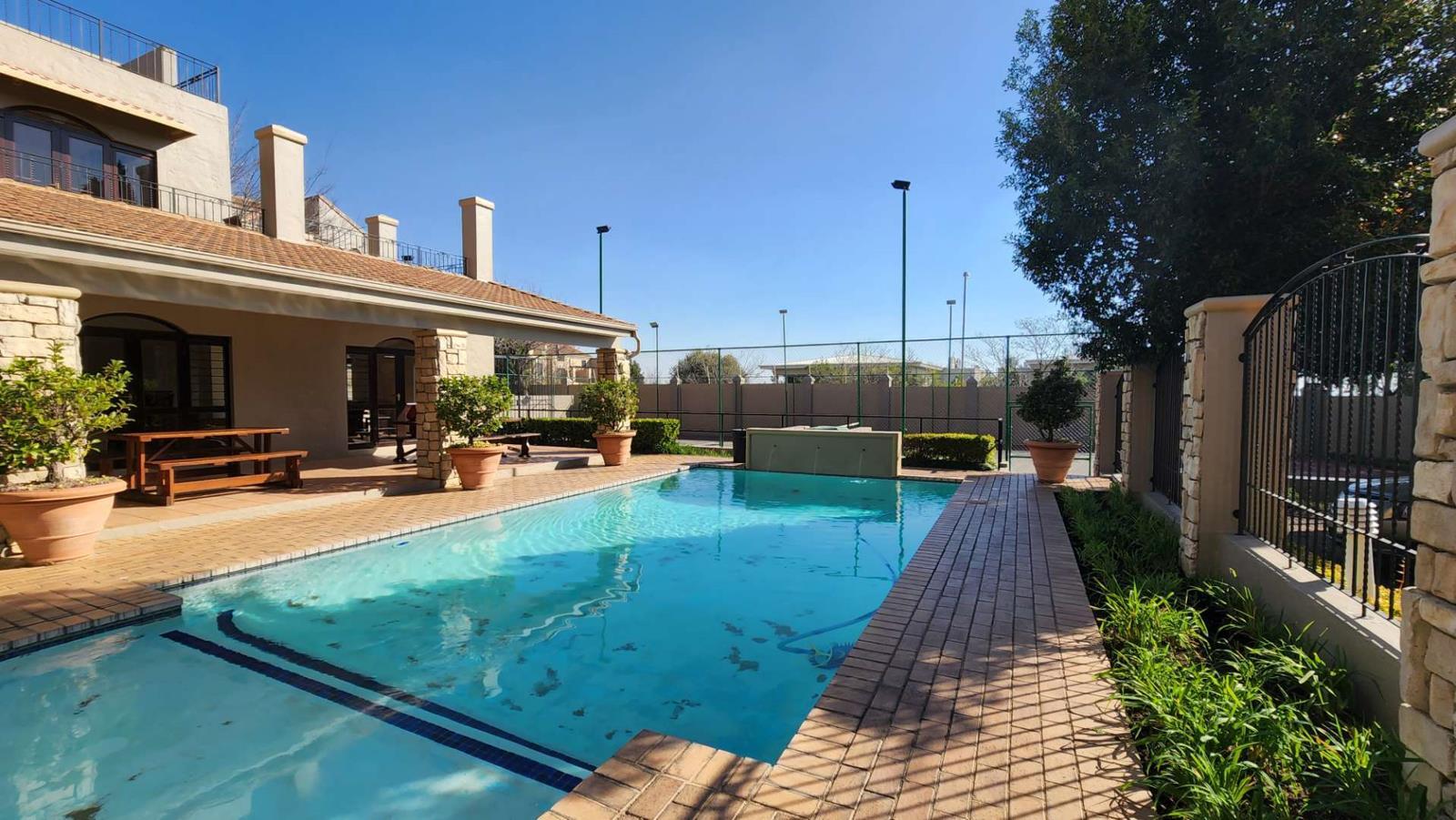 1 Bedroom Apartment in Lonehill