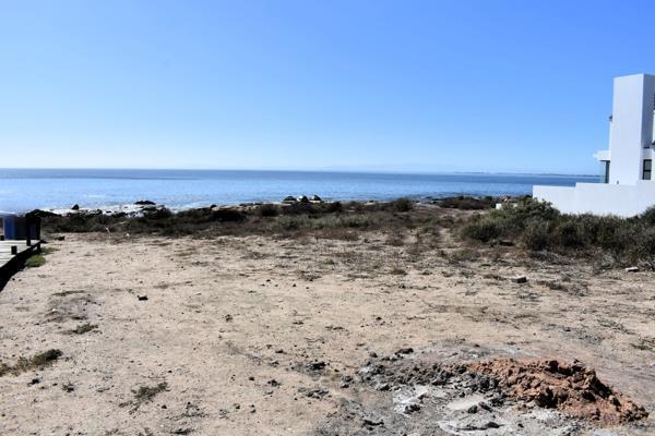 325 m² Land available in St Helena Views