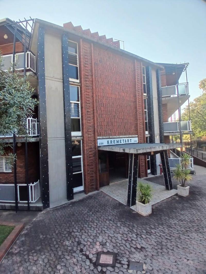 1 Bedroom Apartment in Groenkloof