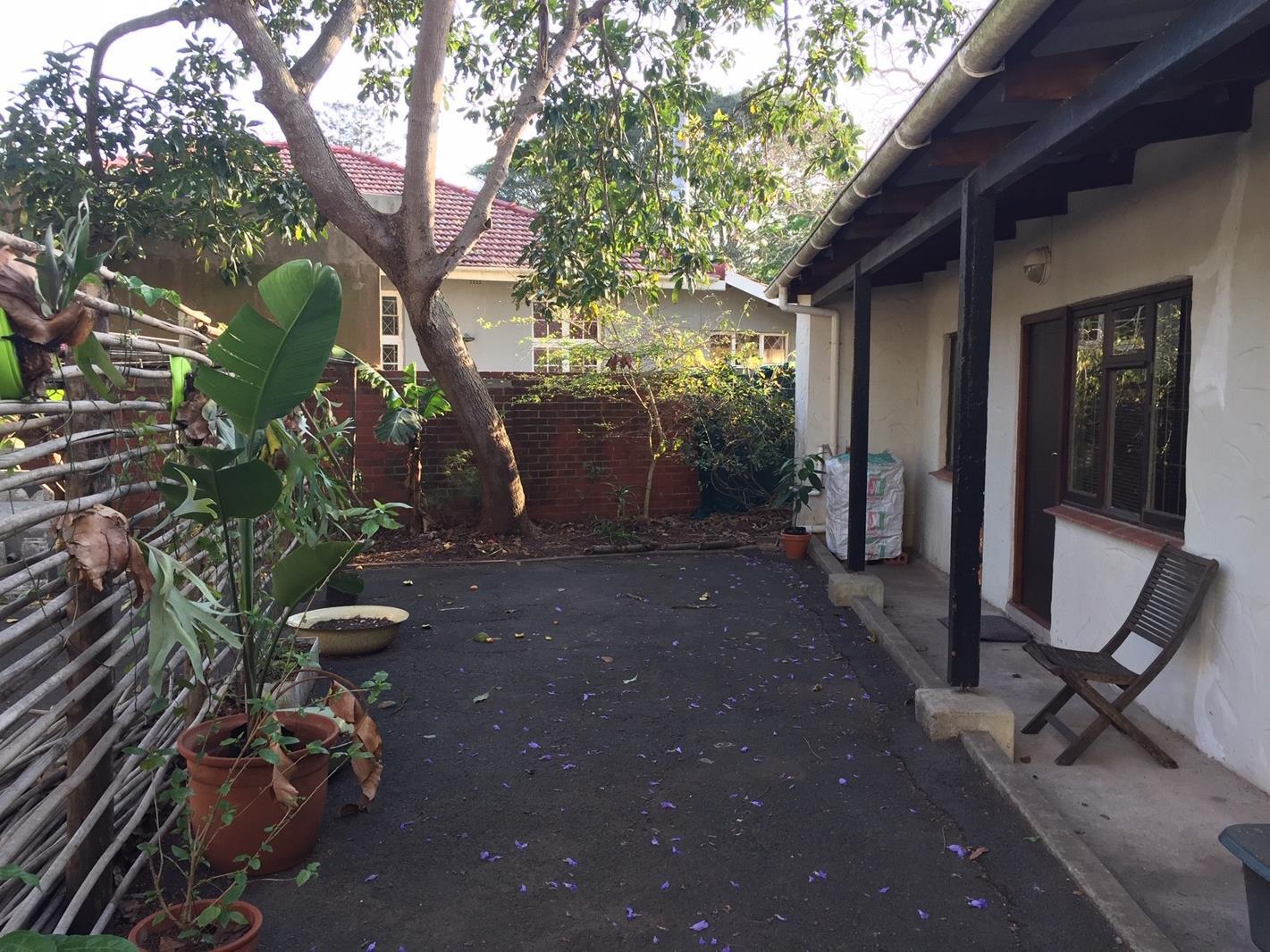 1 Bedroom Garden Cottage in Westridge