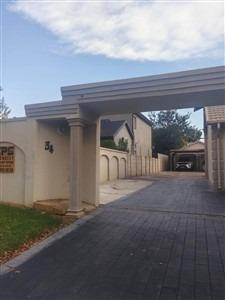 4 Bedroom House in Brackendowns