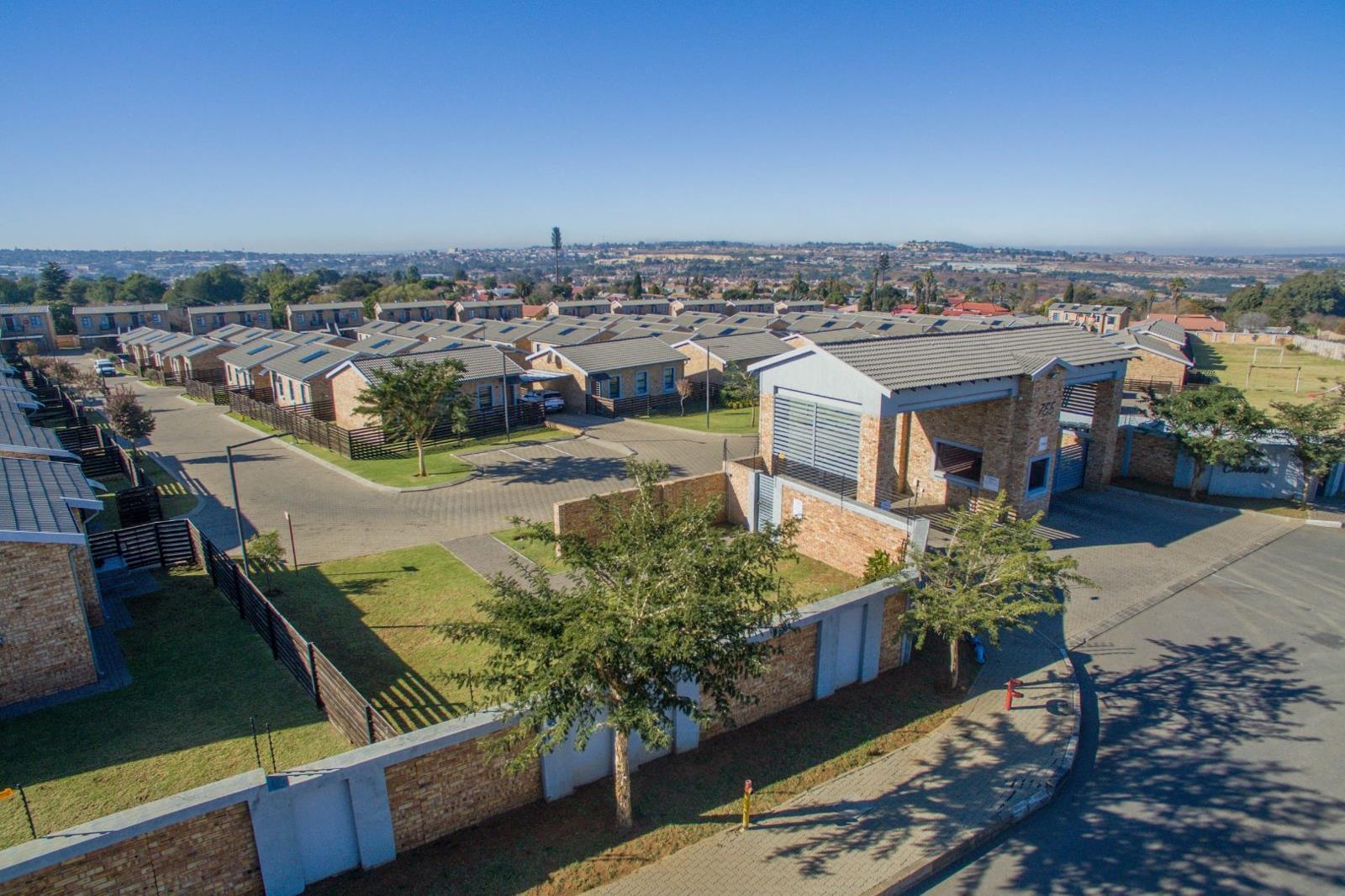 1 Bedroom Apartment in Grobler Park