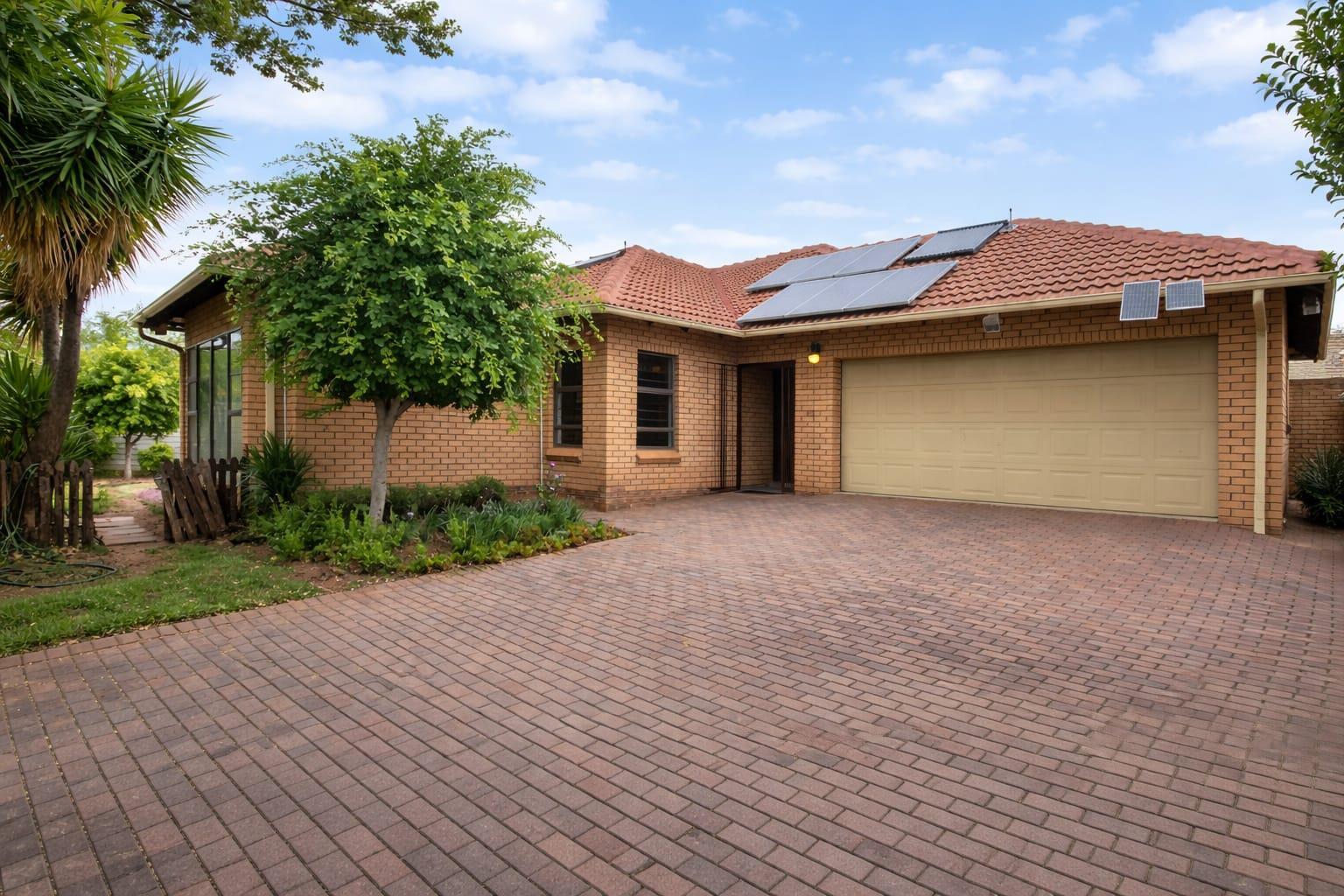 3 Bedroom House in Equestria