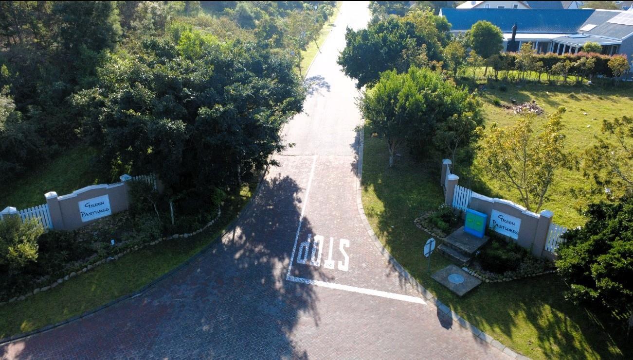 787 m² Land available in Green Pastures
