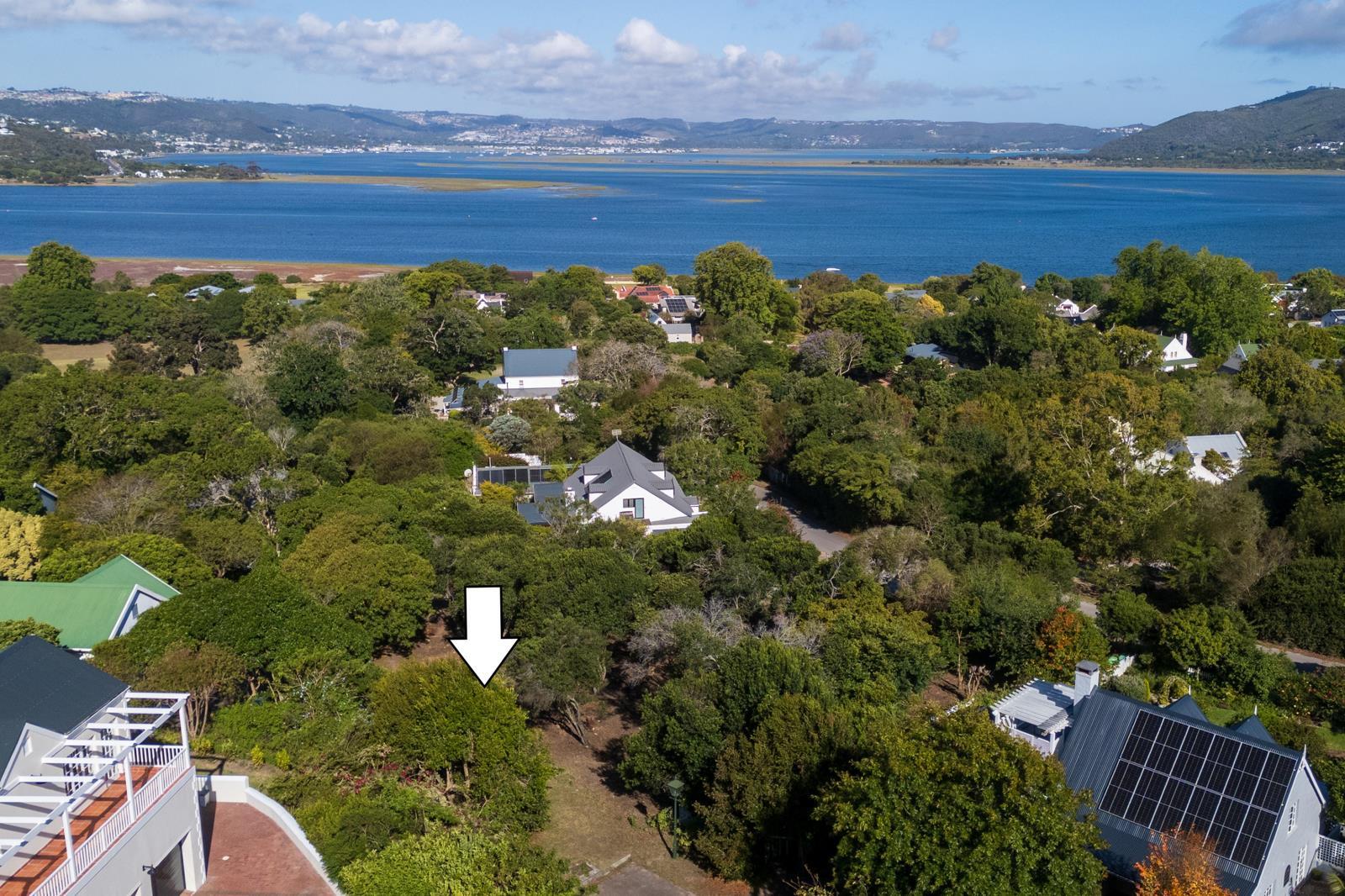 1 430 m² Land available in Belvidere