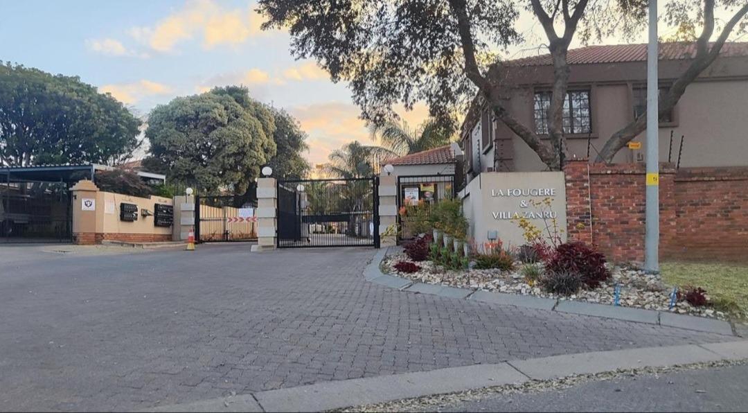 3 Bedroom Townhouse in Glen Marais