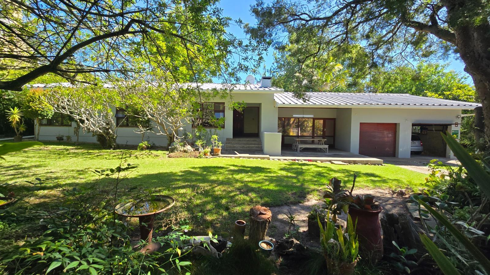 3 Bedroom House in Dormehlsdrift