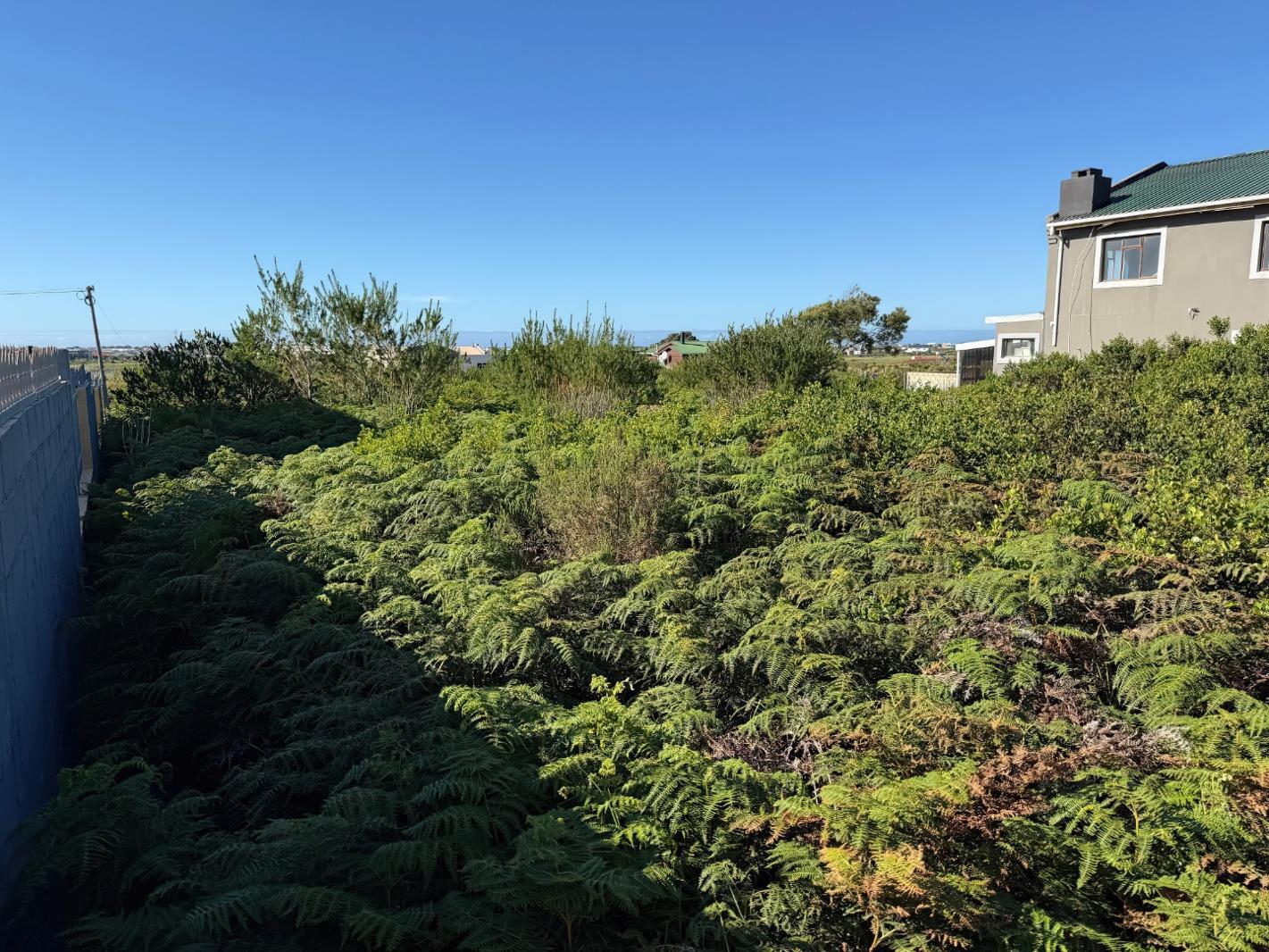 880 m² Land available in Bettys Bay
