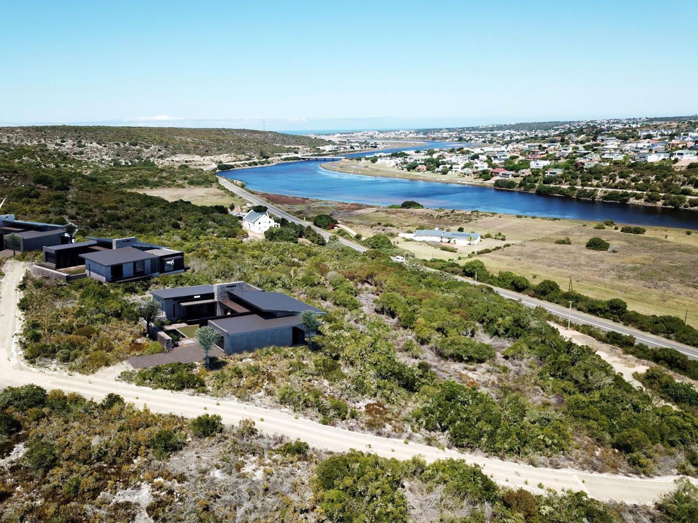 700 m² Land available in Stilbaai Oos