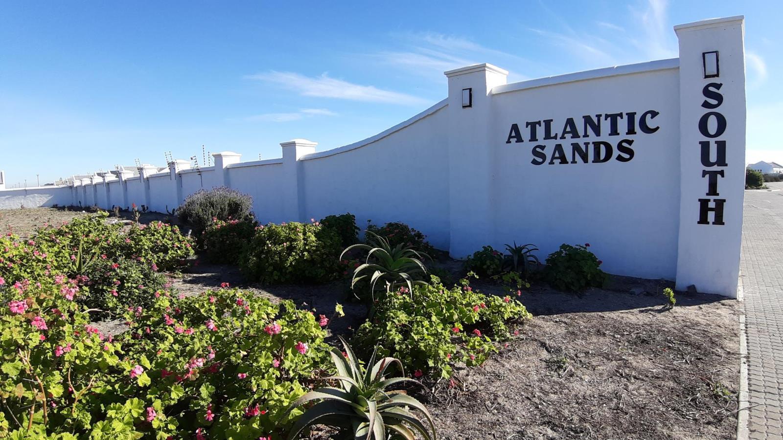 654 m² Land available in Velddrif