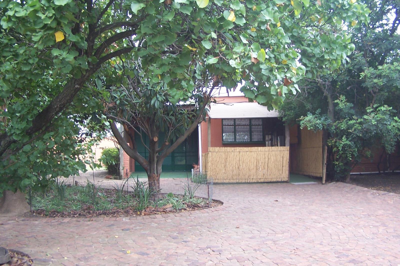 1 Bedroom Garden Cottage in Chartwell