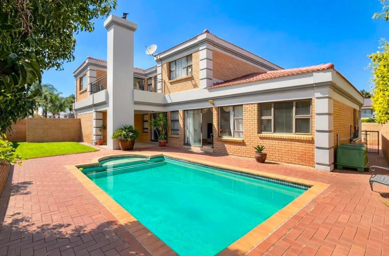 4 Bedroom House in Meyersdal