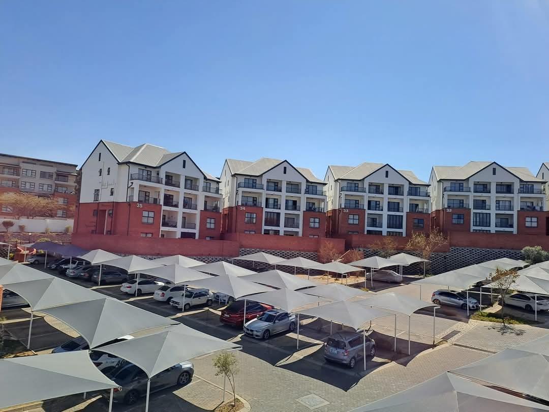 1 Bedroom Townhouse in Oakdene