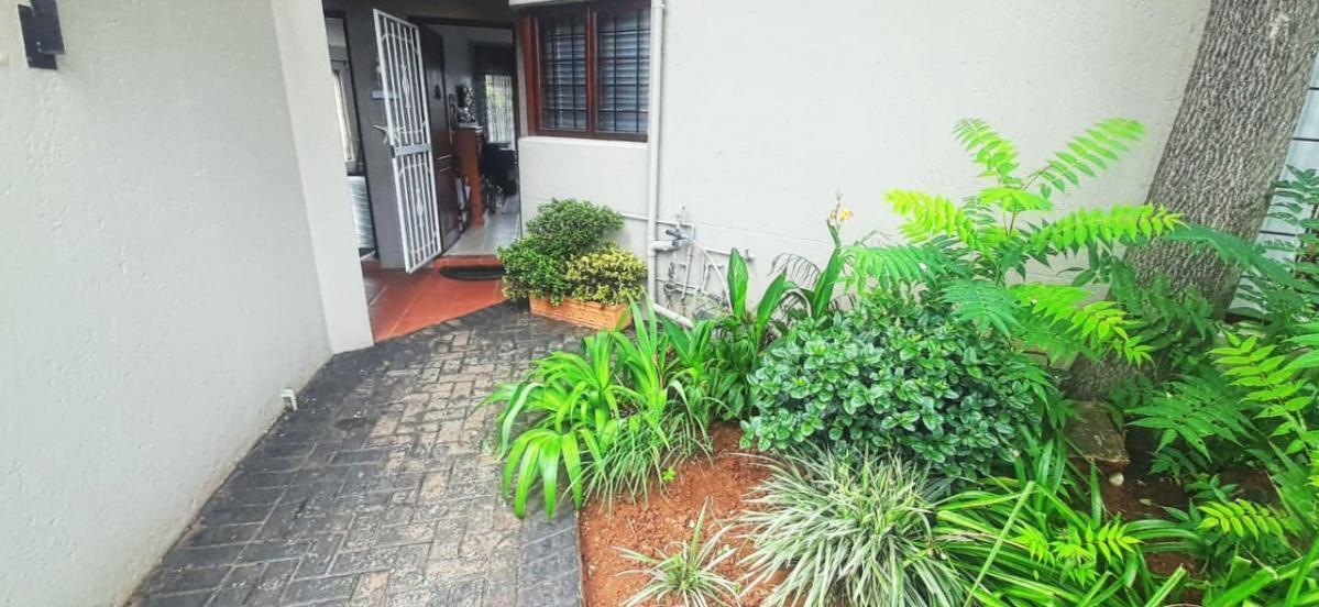 2 Bedroom Townhouse in Glenvista