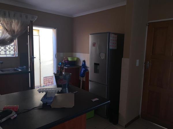 3 Bedroom House in Chantelle