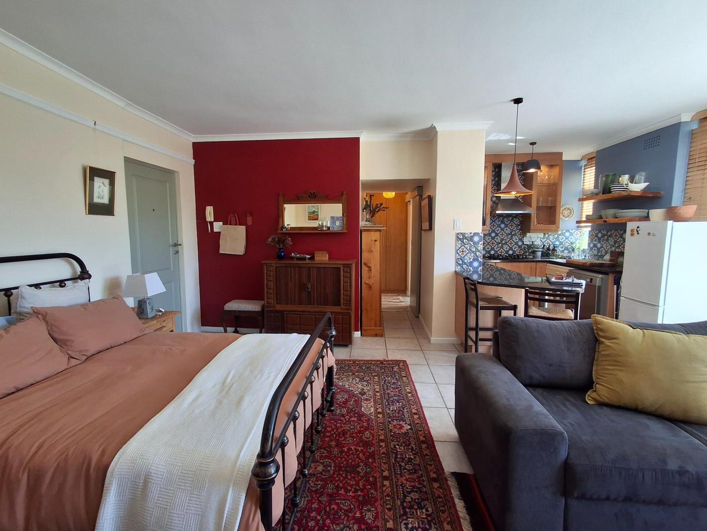 1 Bedroom Apartment in Newlands