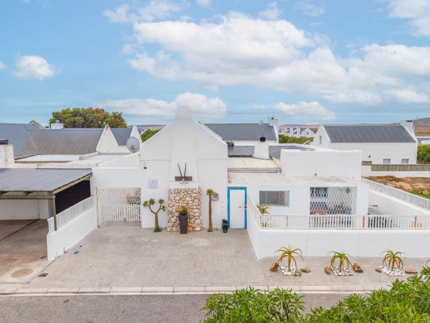 3 Bedroom House in Paternoster