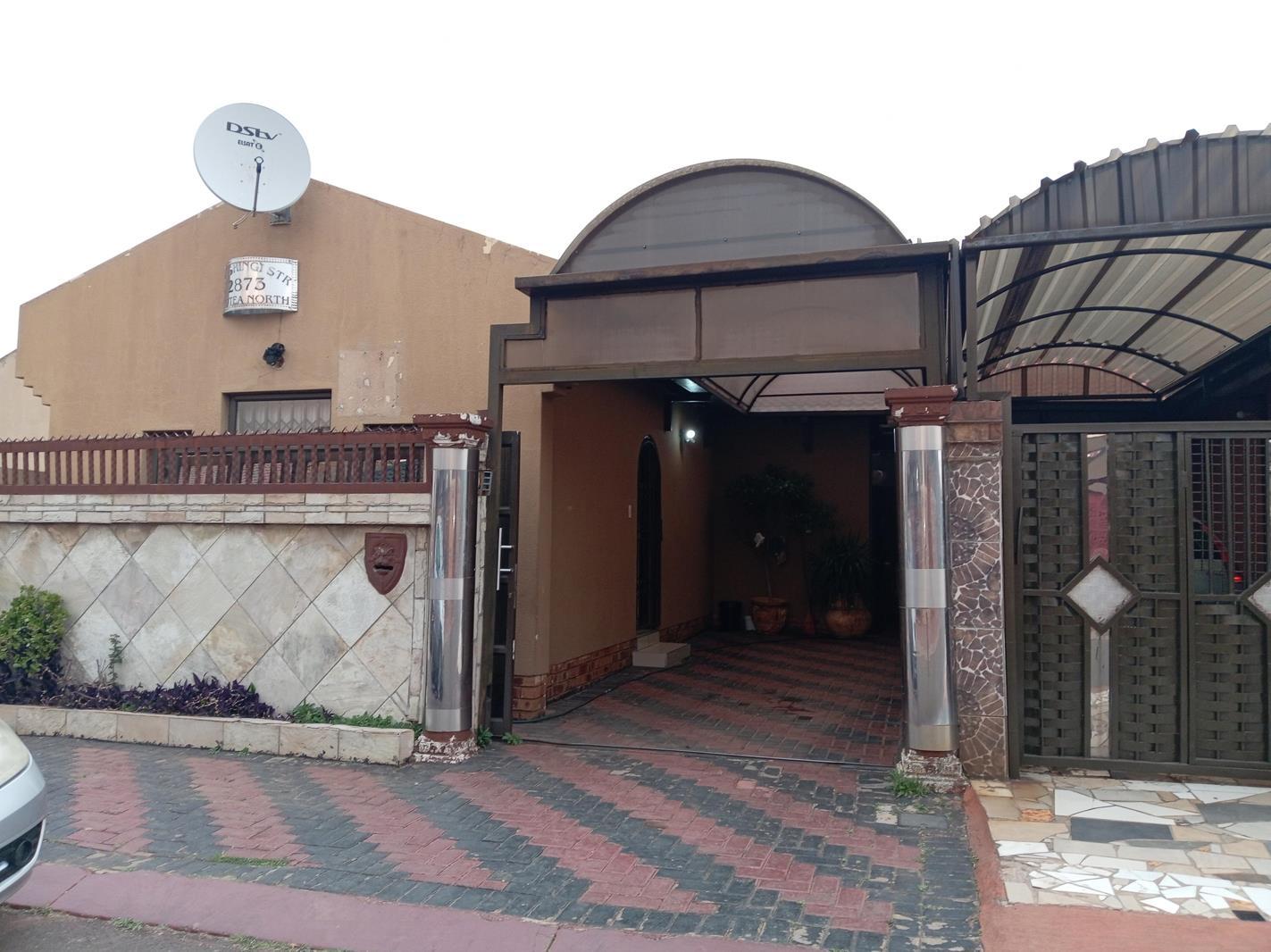 3 Bedroom House in Protea North