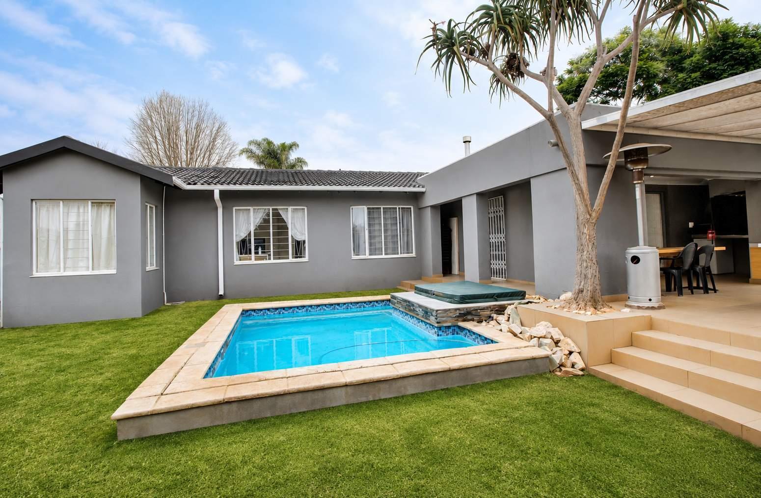 4 Bedroom House in Strubens Valley