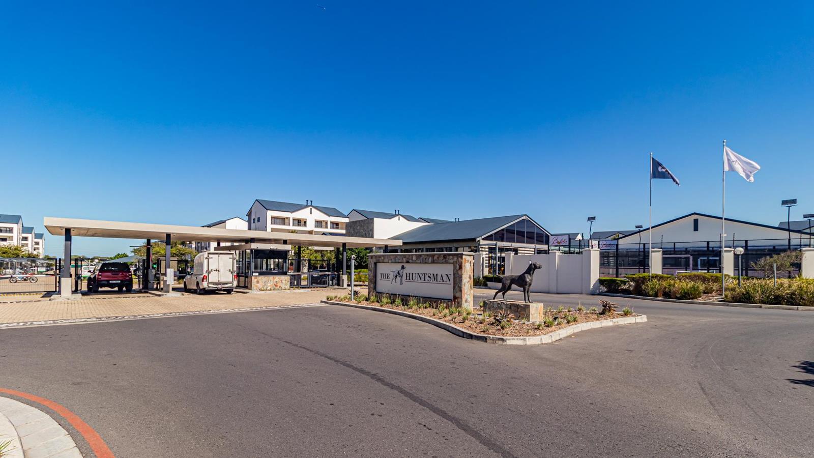 1 Bedroom Apartment in Somerset West Central