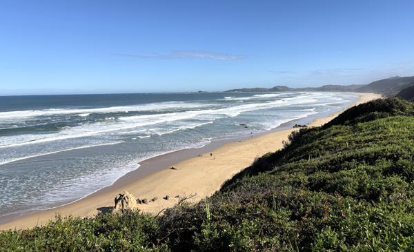 1 205 m² Land available in Brenton on Sea