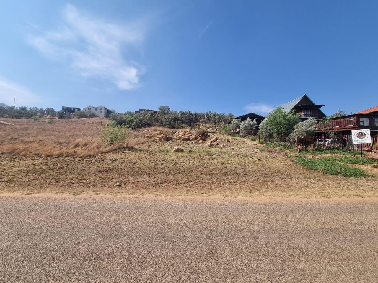 640 m² Land available in Vaaloewer