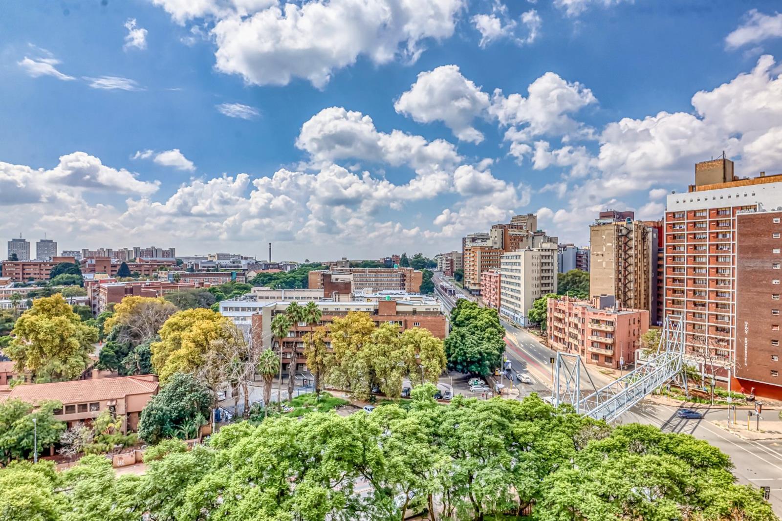 2 Bedroom Apartment in Parktown
