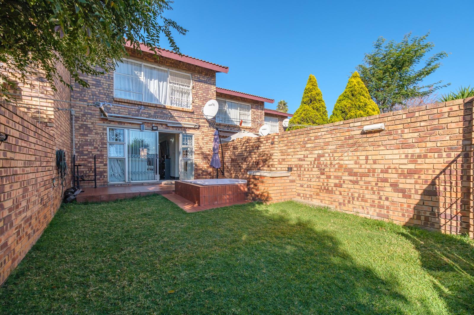 2 Bedroom Duplex in Blackheath
