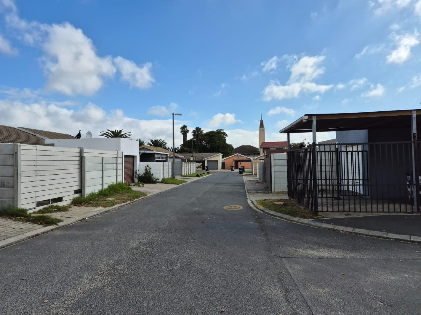 2 Bedroom House in Belmont Park