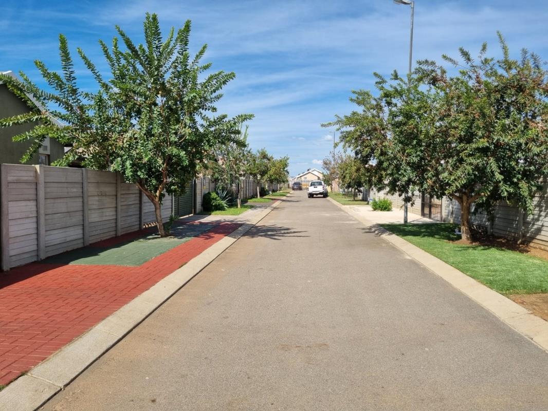 2 Bedroom House in Alberton