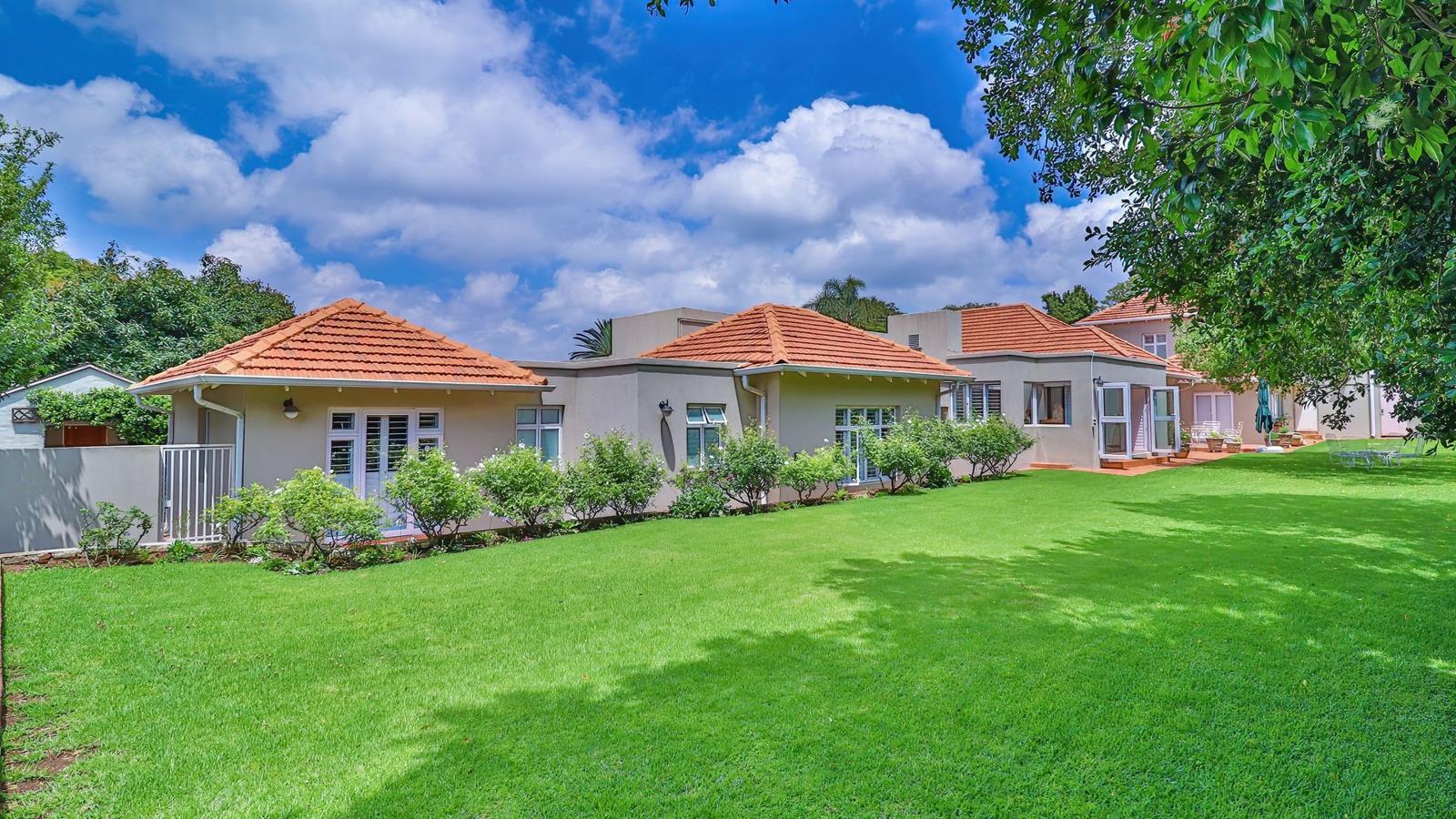 5 Bedroom House in Linden
