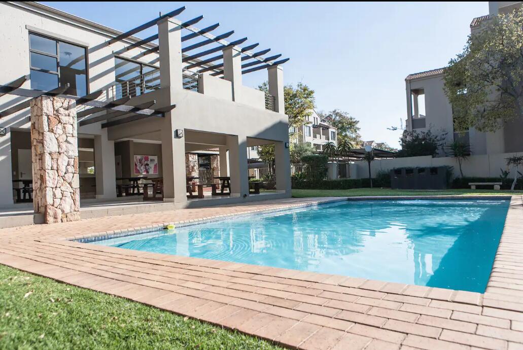 1 Bedroom Apartment in Paulshof