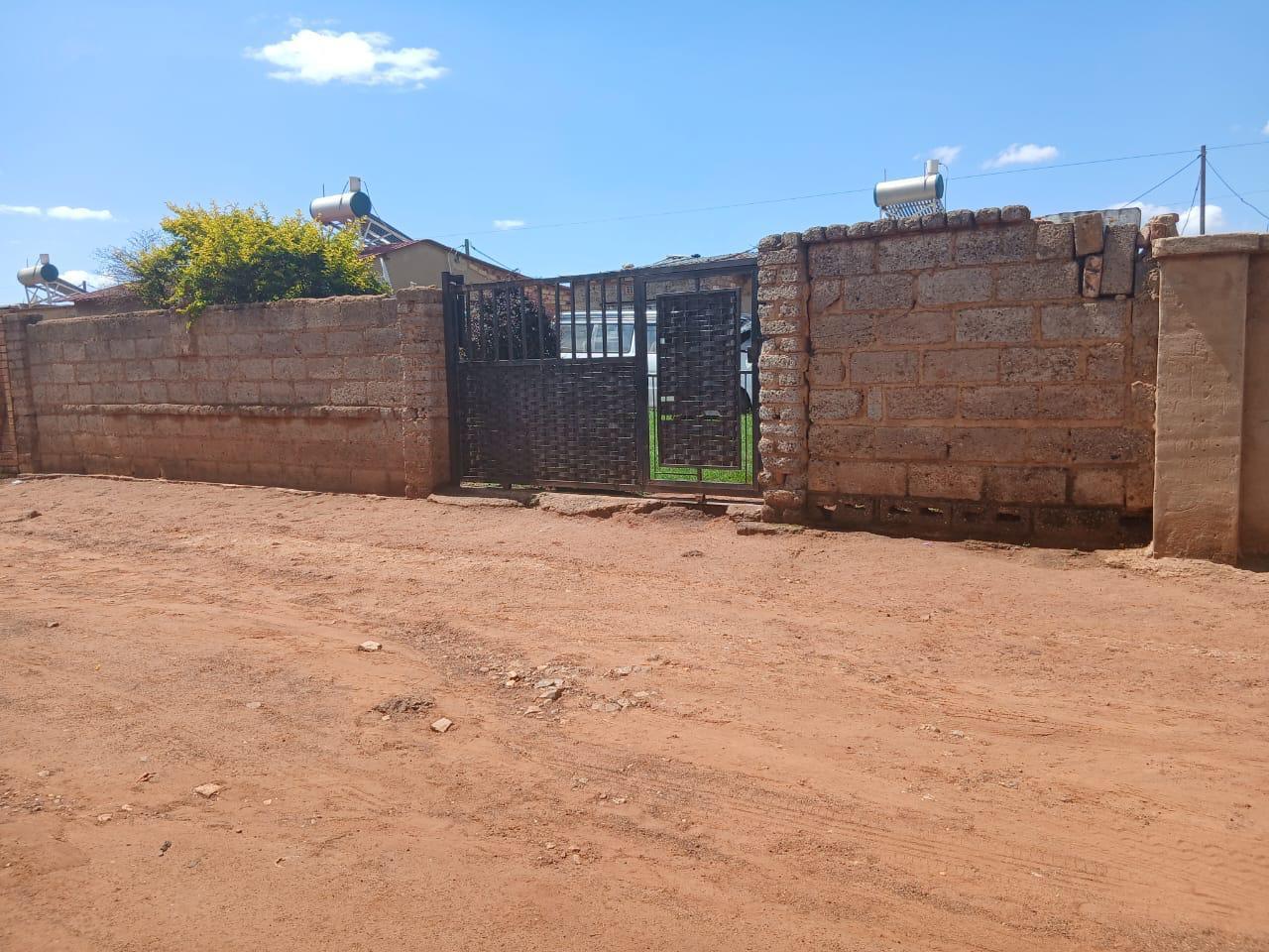2 Bedroom House in Kagiso