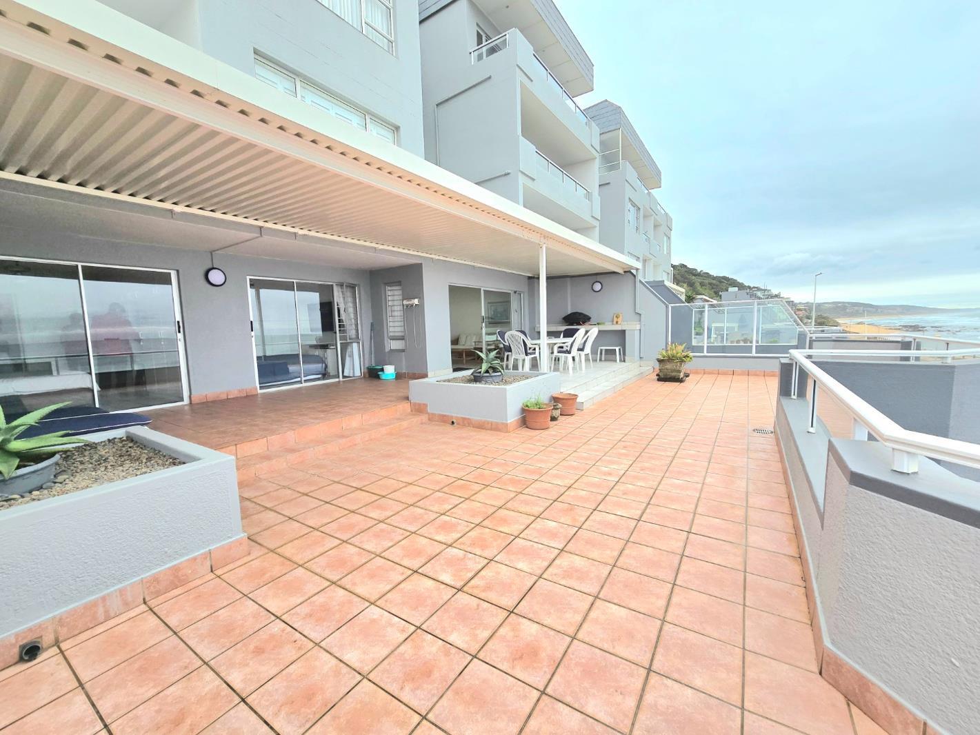 3 Bedroom Apartment in Umdloti Beach