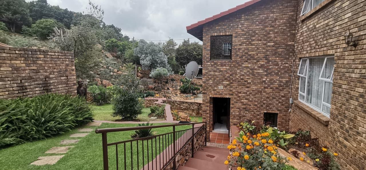 2 Bedroom Townhouse in Ridgeway