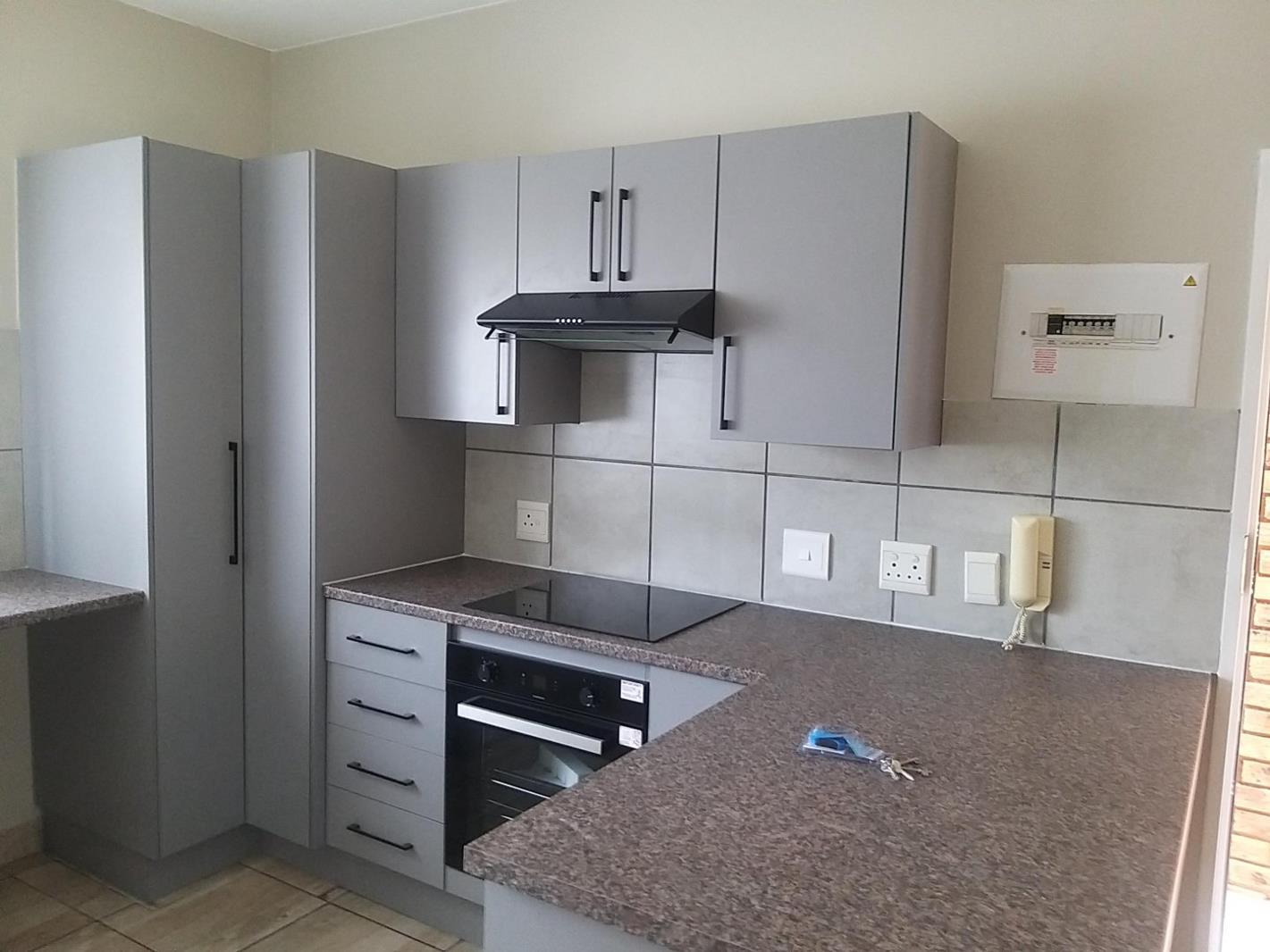 3 Bedroom Townhouse in Willowbrook