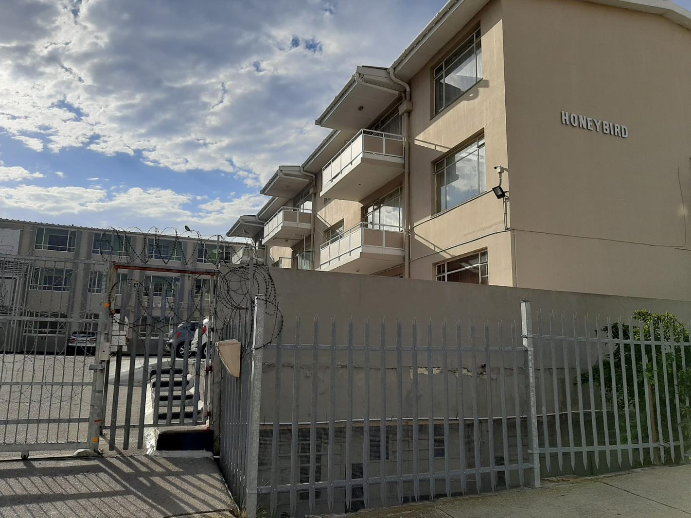 3 Bedroom Flat in North End