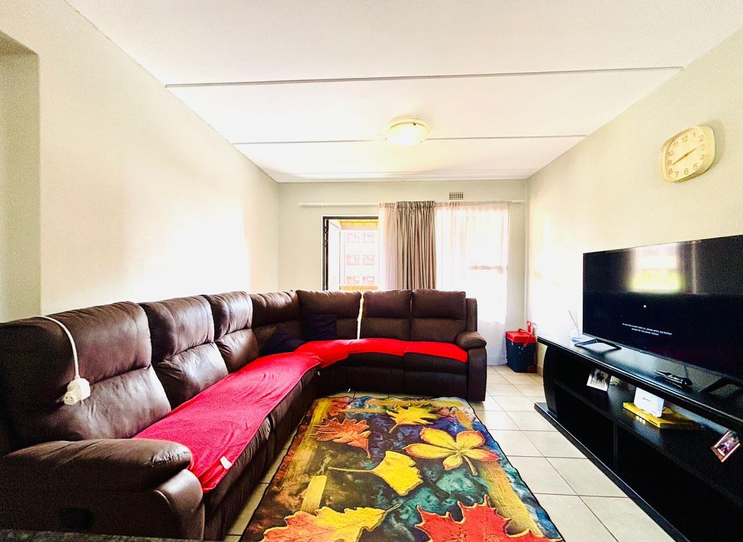 2 Bedroom House in Equestria