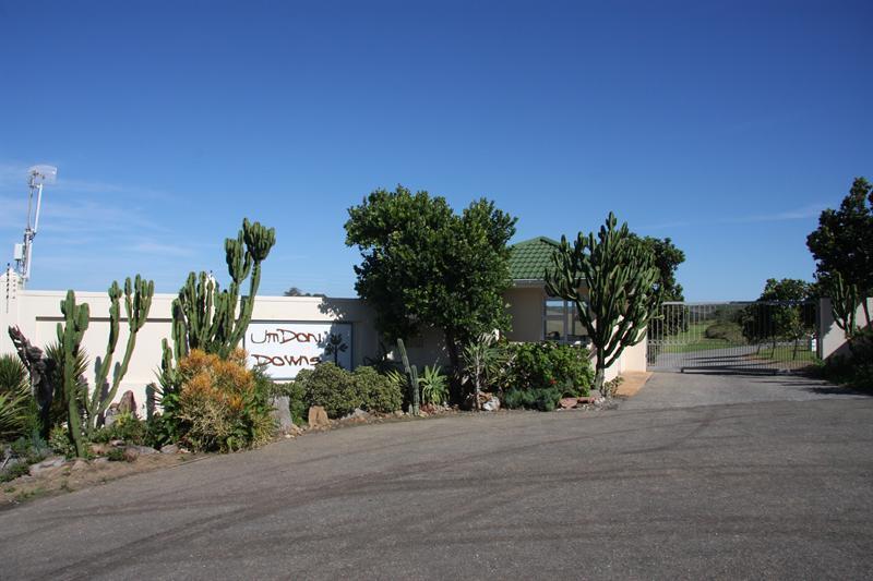 965 m² Land available in Forest Downs